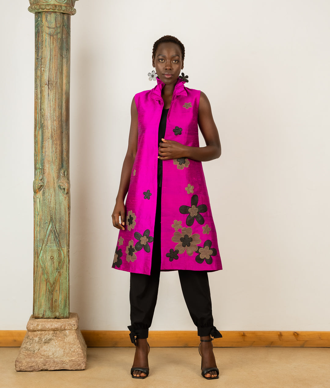 Sleeveless Frill Collar Coat in Raw Silk