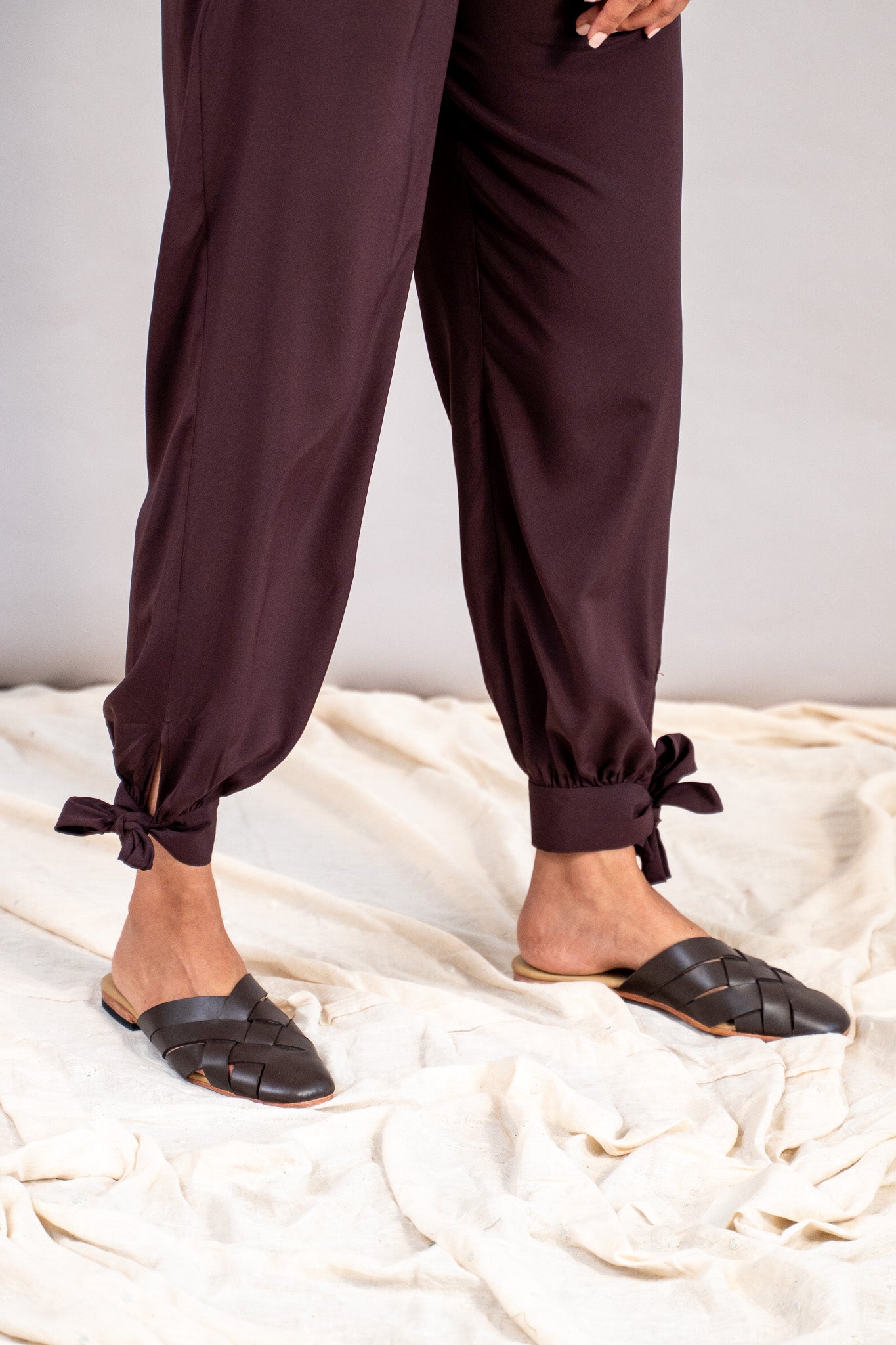 #color_dark brown