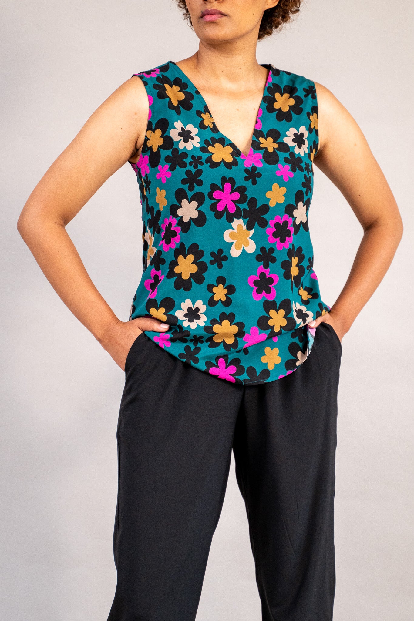 #color_deepa flowers teal with pink