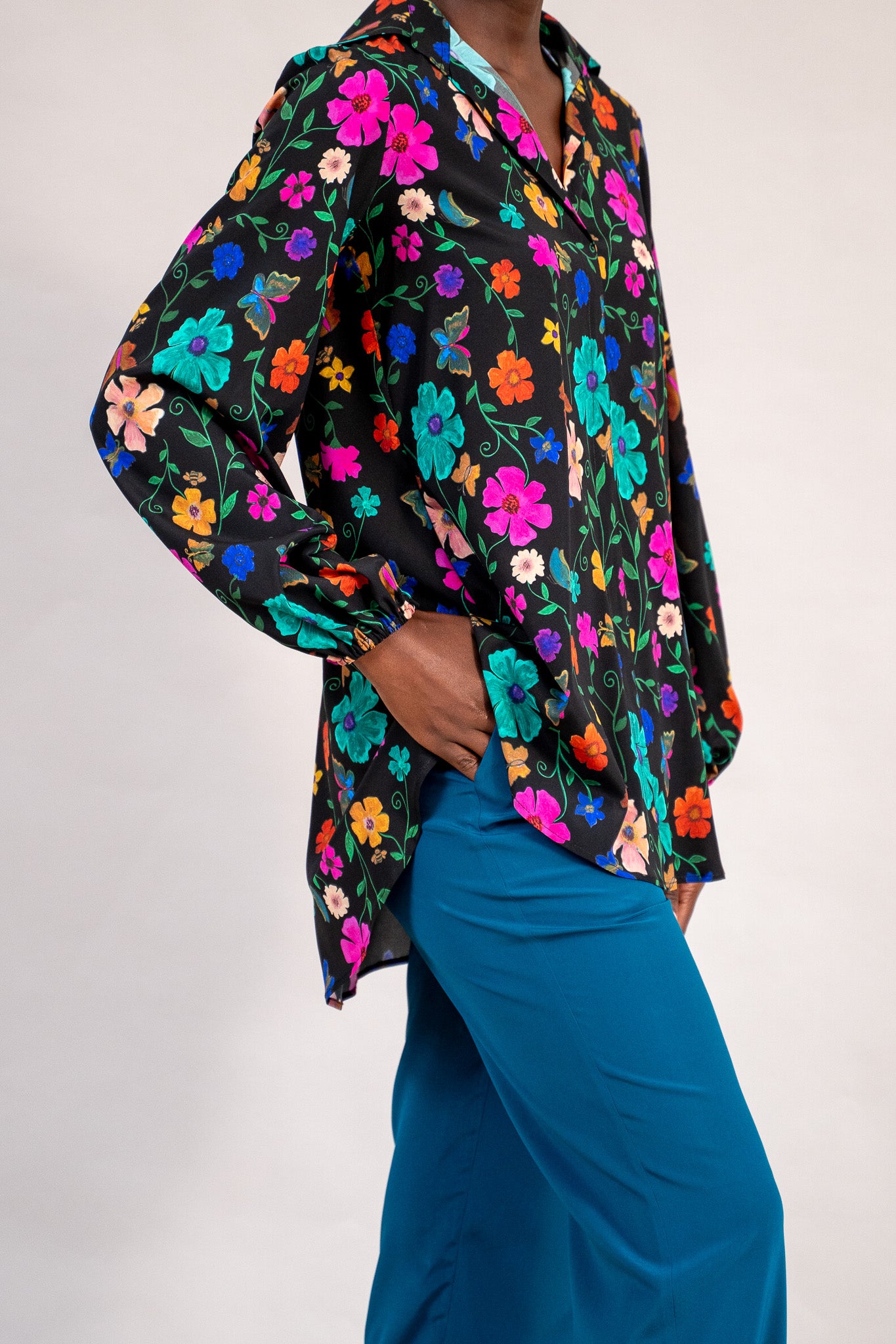 #color_whimsical garden black