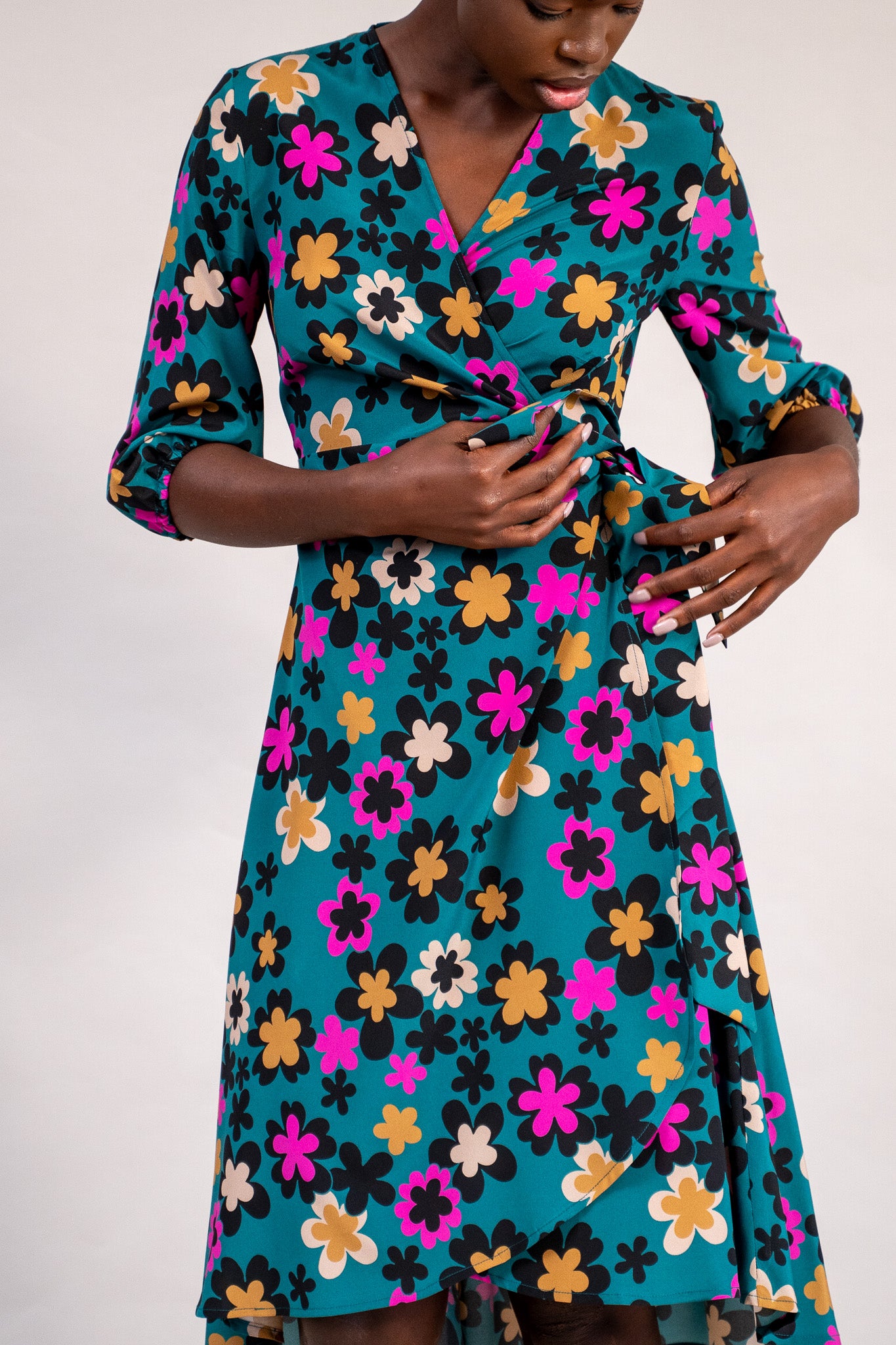 #color_deepa flowers teal with pink