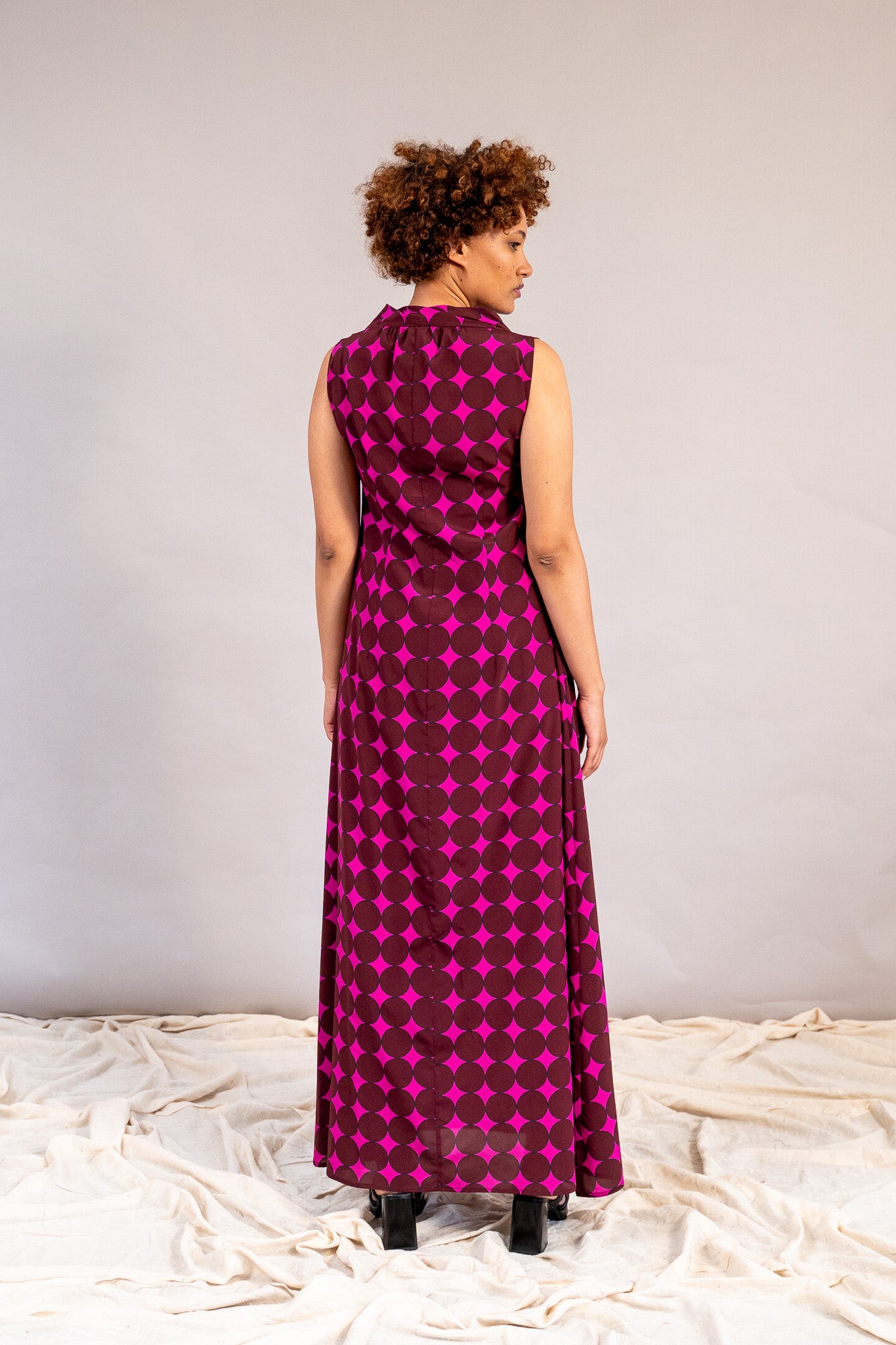 #color_hot pink polka dots