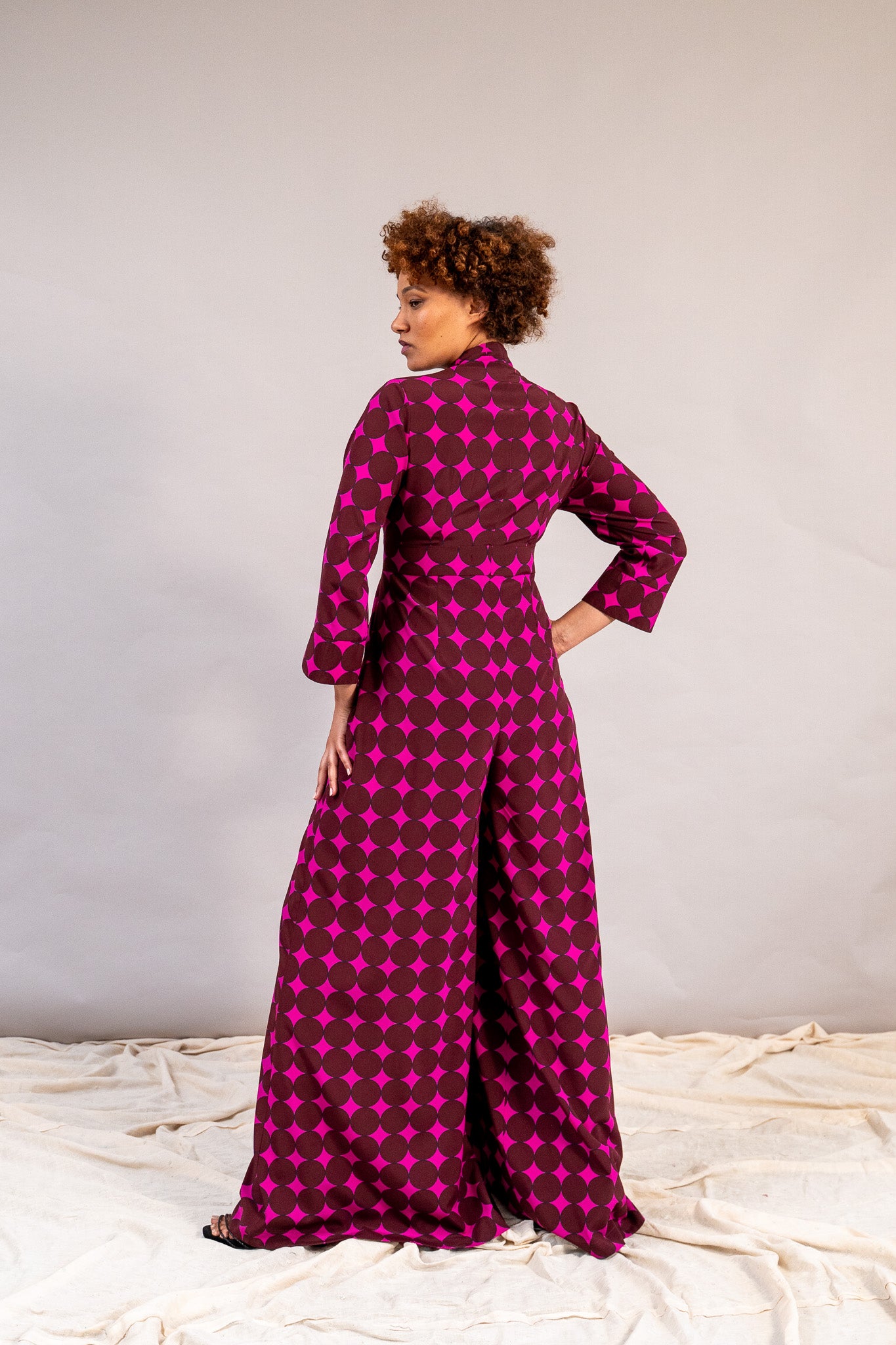 #color_hot pink polka dots