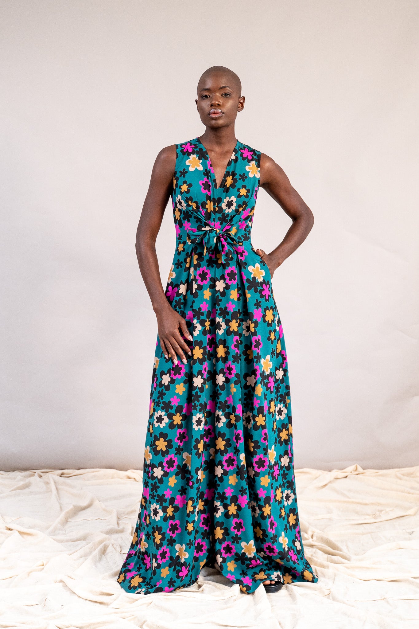 #color_deepa flowers teal with pink