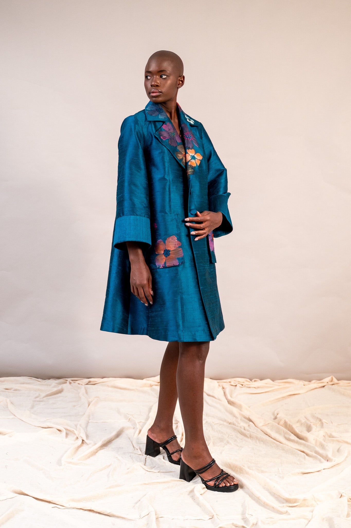 Maren Big Collar Coat in Raw Silk