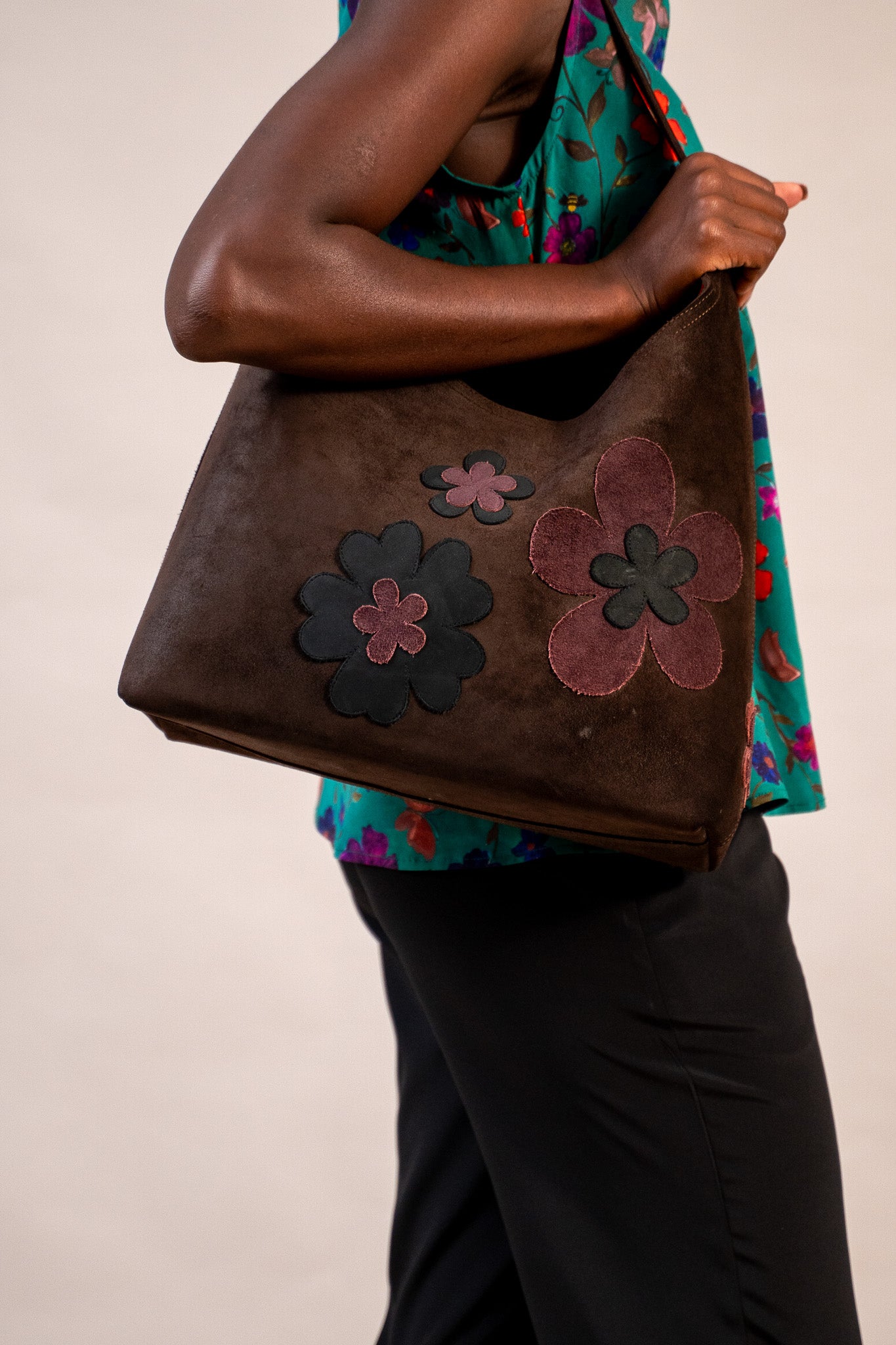 Deepa Tote Bag In Brown
