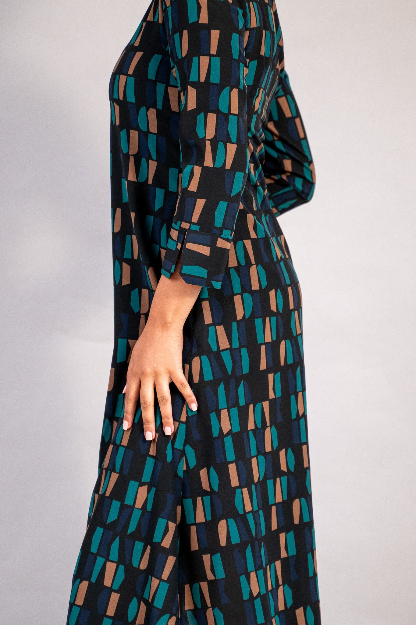 #color_black and teal diversity