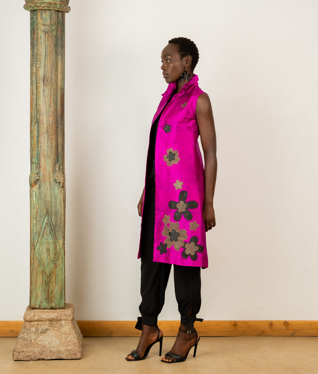 Sleeveless Frill Collar Coat in Raw Silk