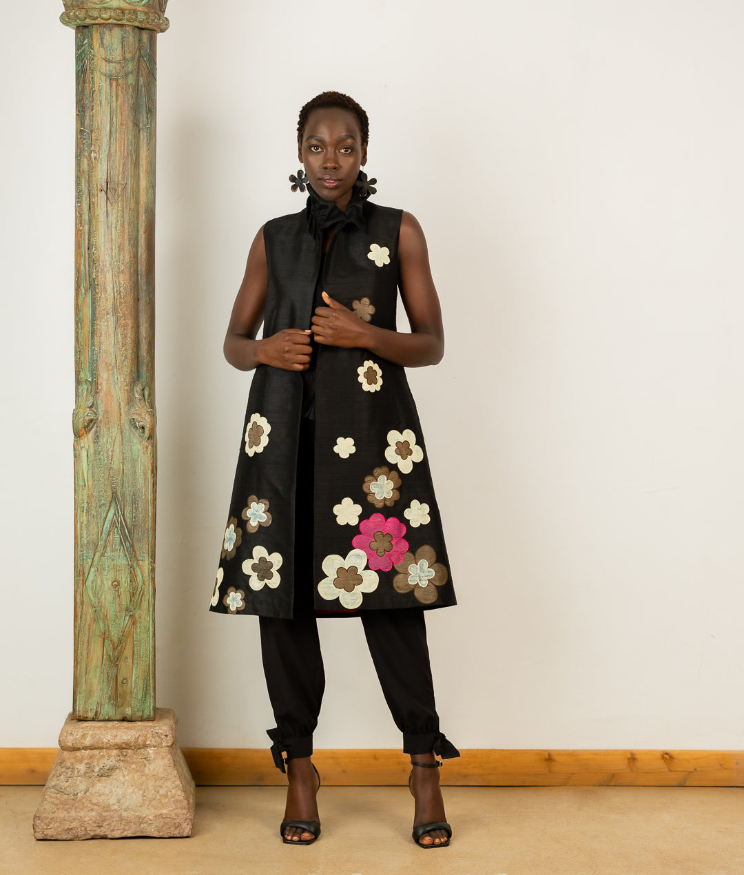 Sleeveless Frill Collar Coat in Raw Silk