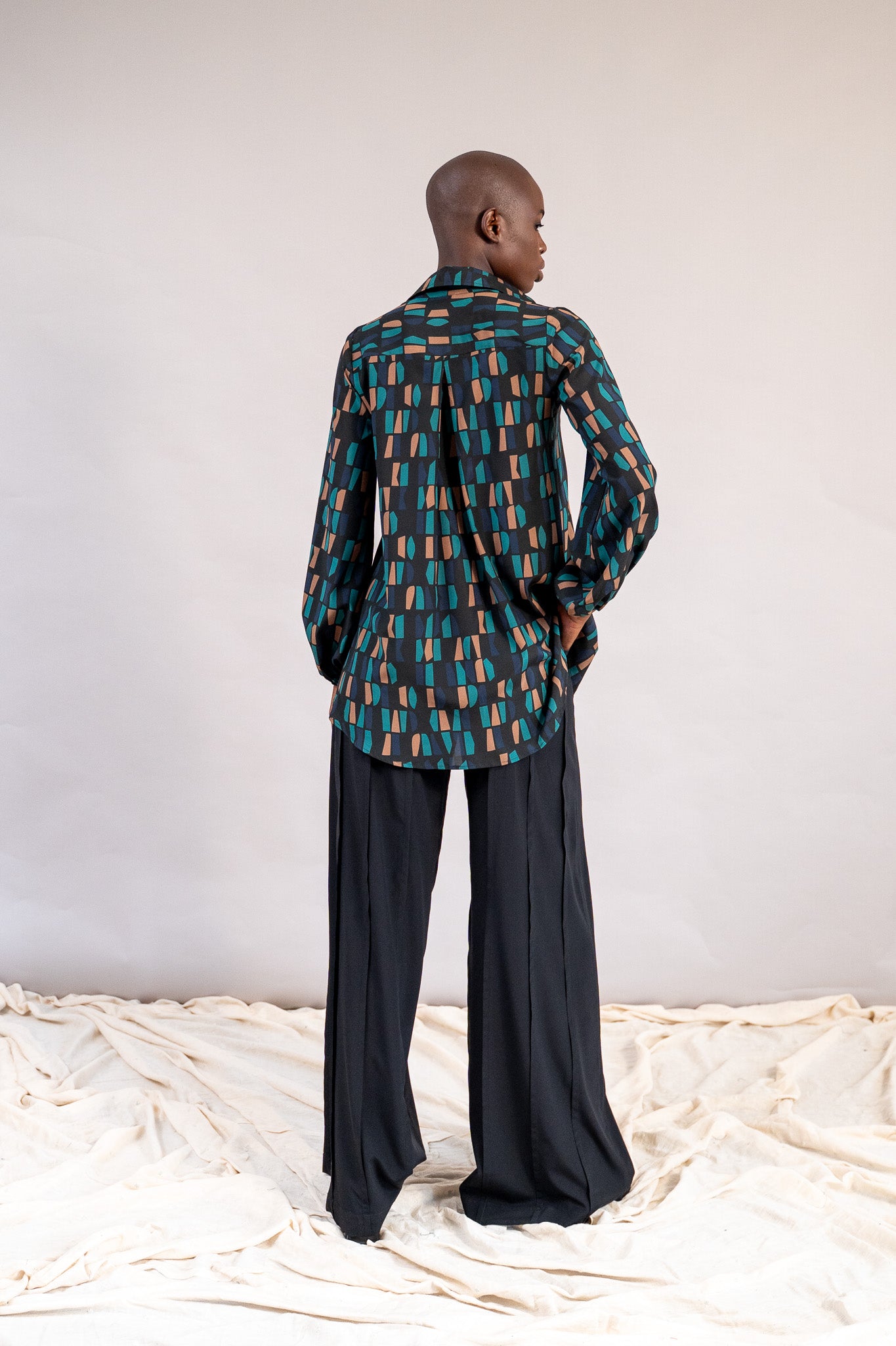 #color_black and teal diversity