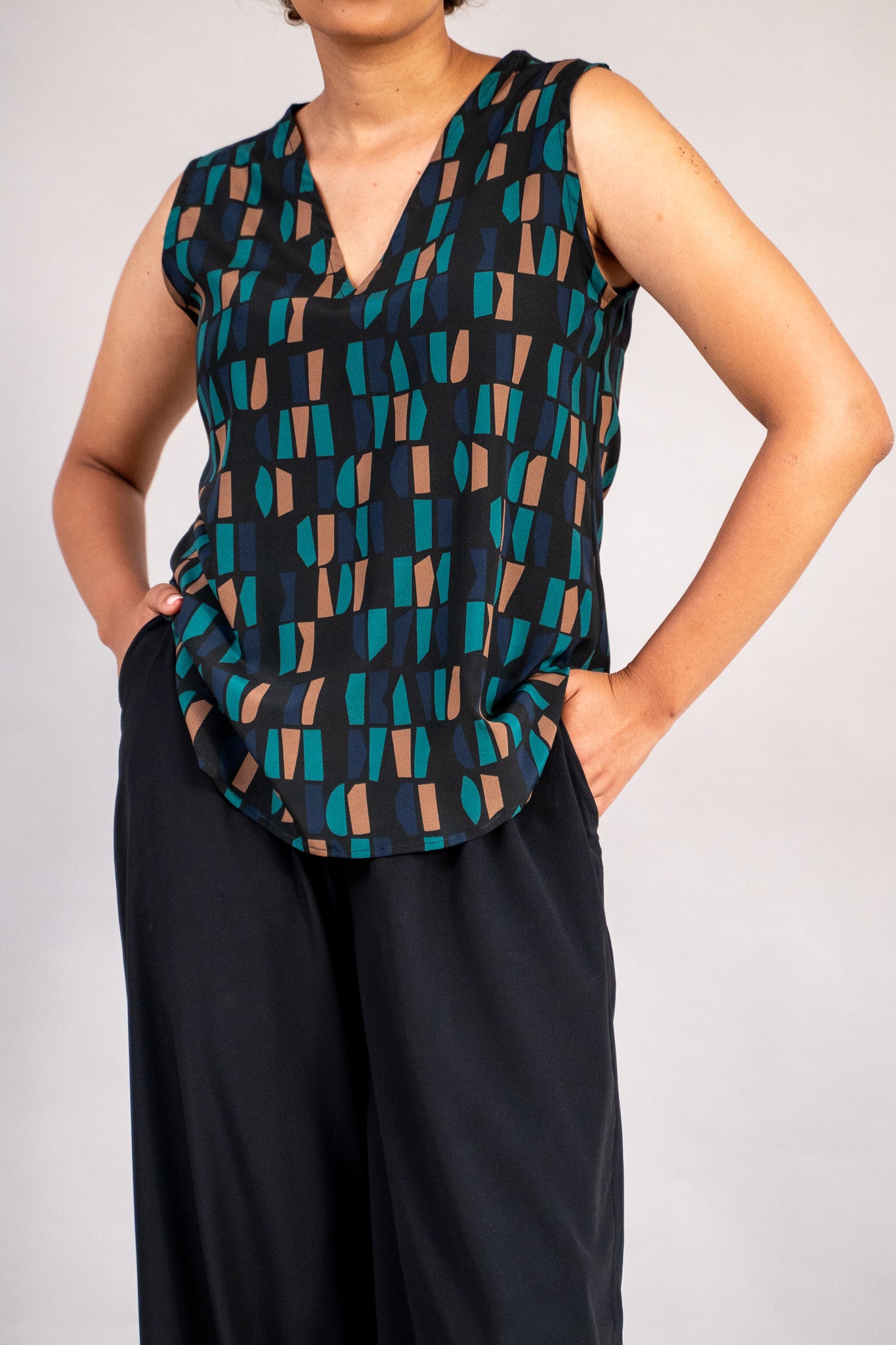 #color_black and teal diversity