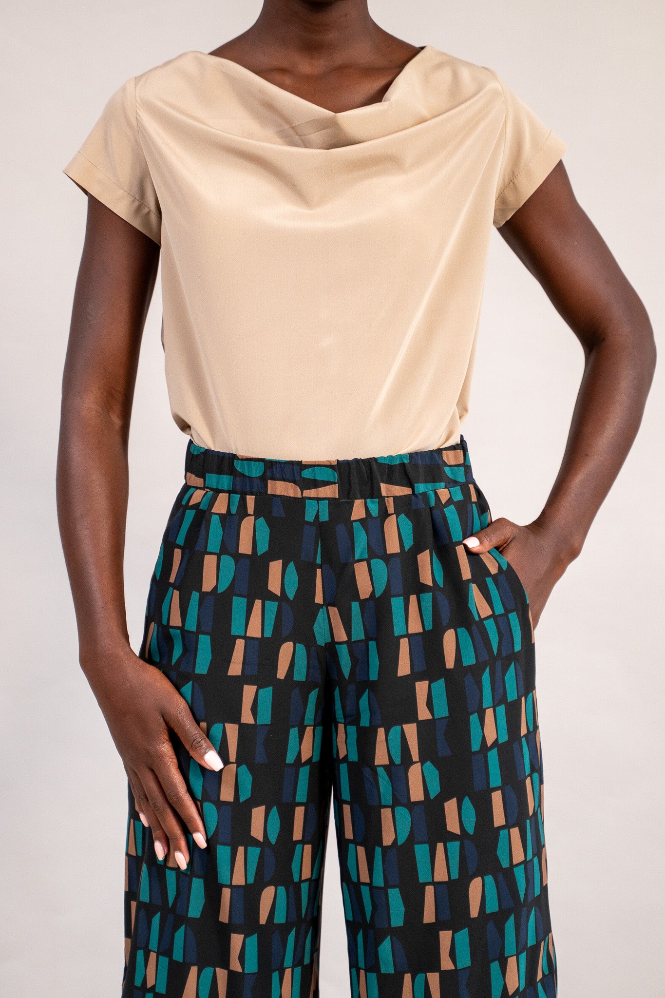 #color_black and teal diversity