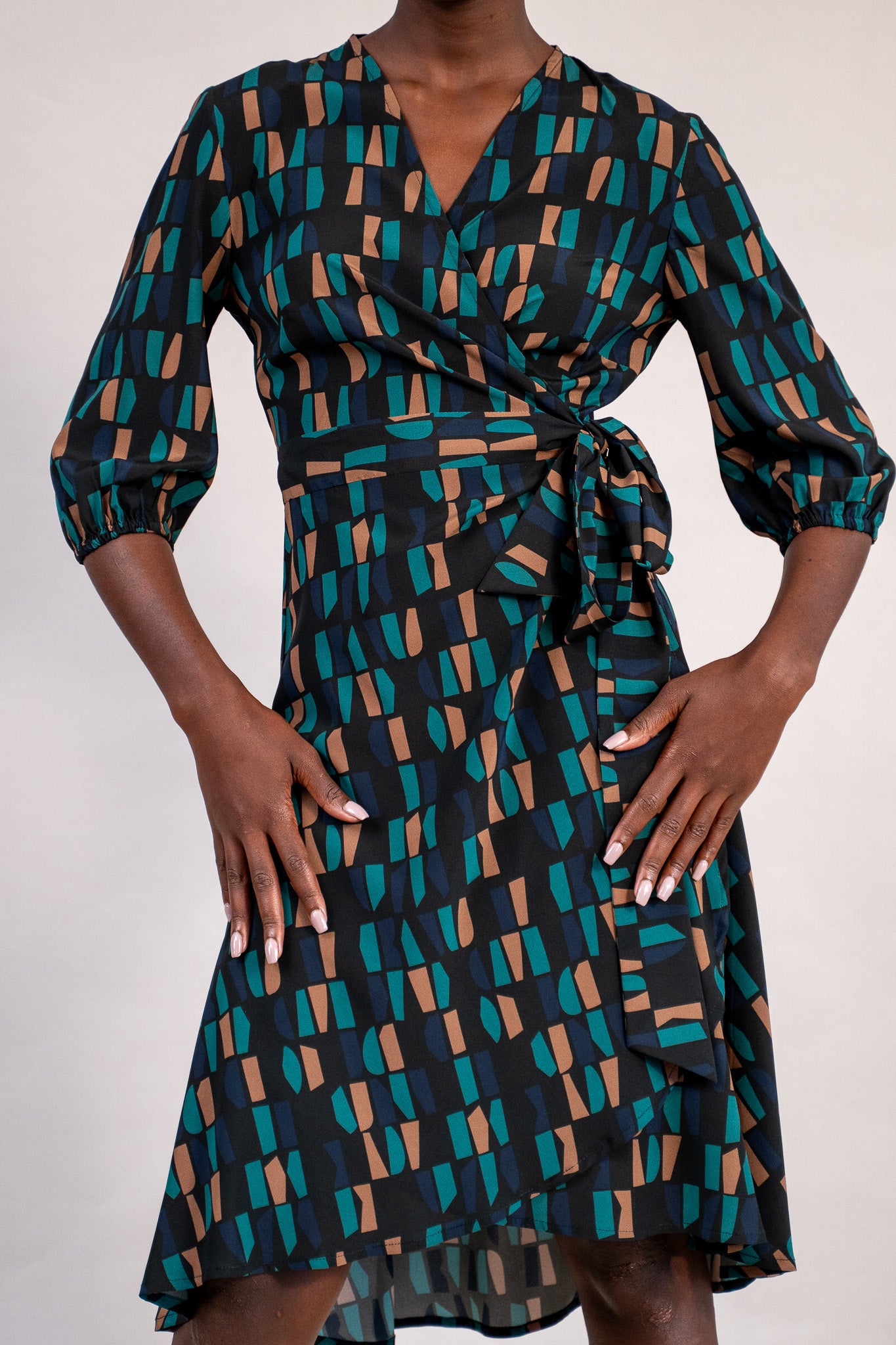 #color_black and teal diversity