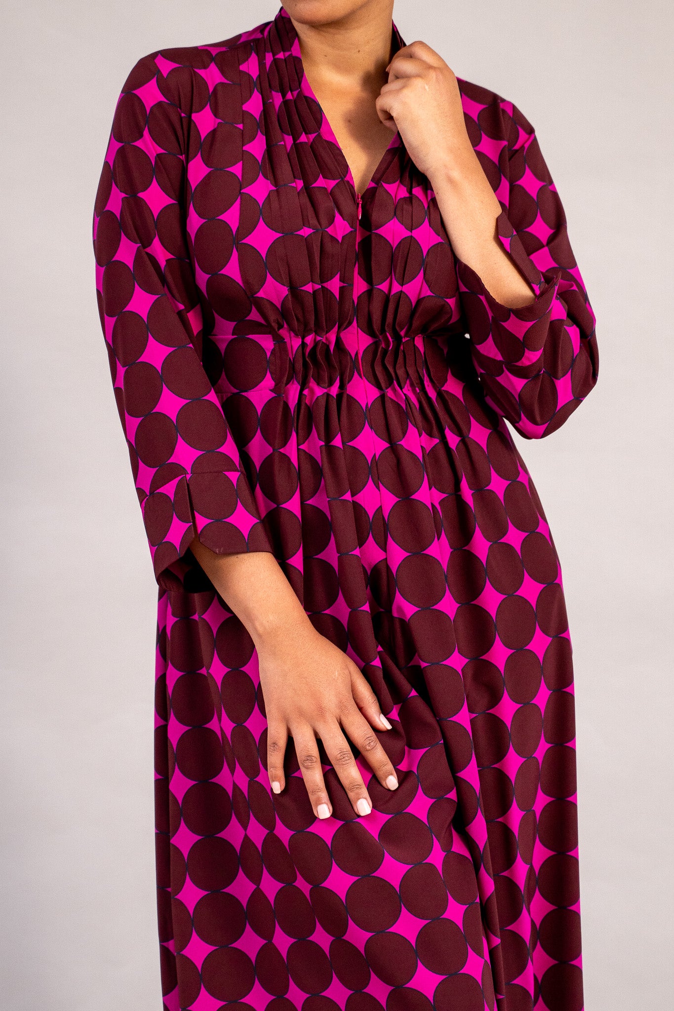 #color_hot pink polka dots