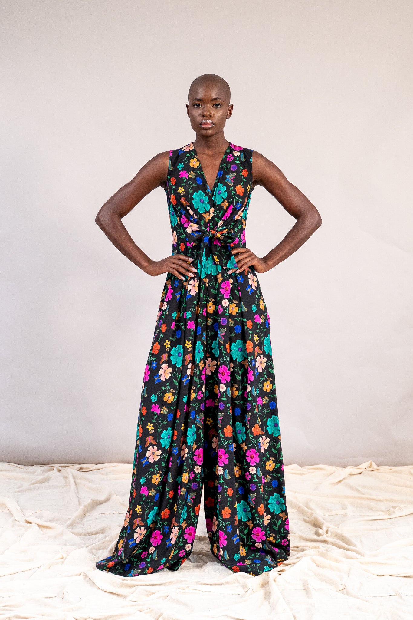 #color_whimsical garden black